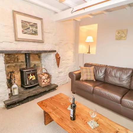 High House * 霍伊斯